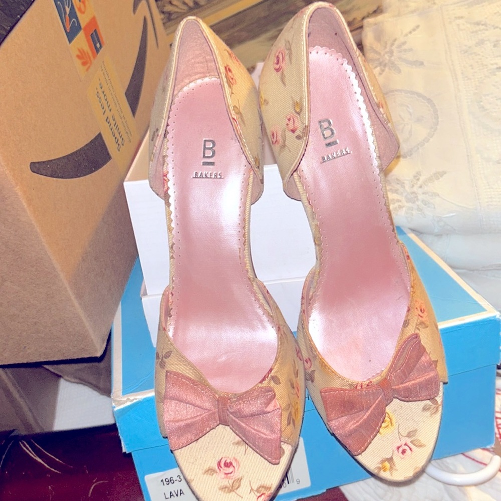 Bakers 'Florence' Floral Pink Bow Heels 